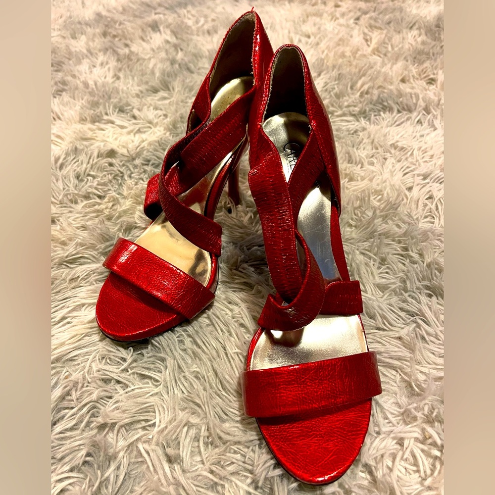 Carlos Santana Ruby Red heels, 9